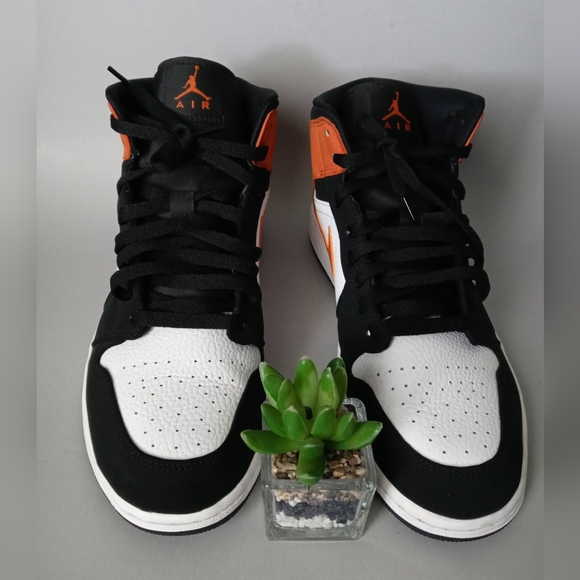 Nike Air Jordan 1 Mid \'Shattered Backboard\' Shoes Men Black  orange White main image 10